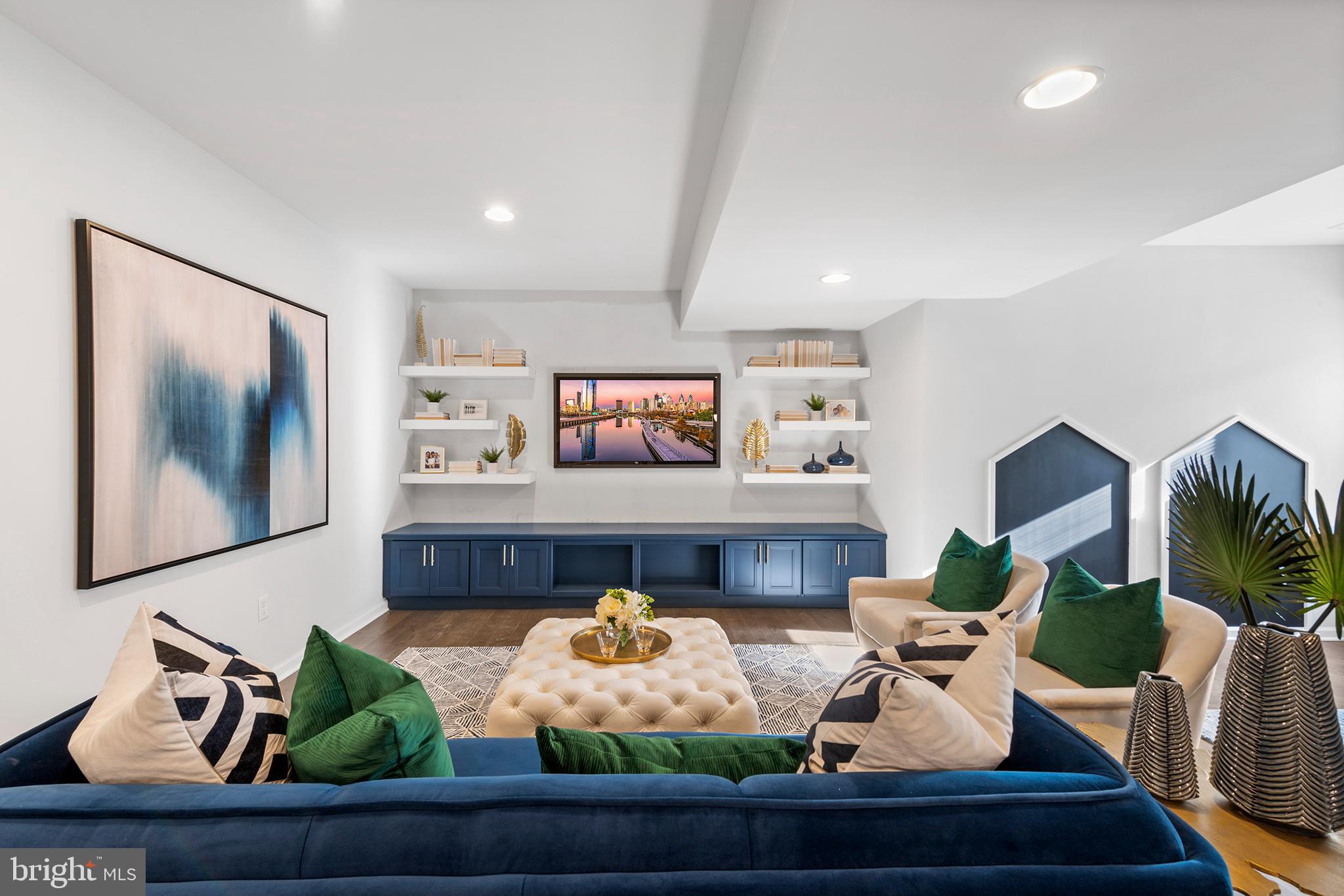 THE MEADOWS - Residential