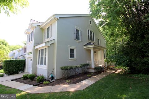 1300 PARK GARDEN LANE RESTON VA 20194