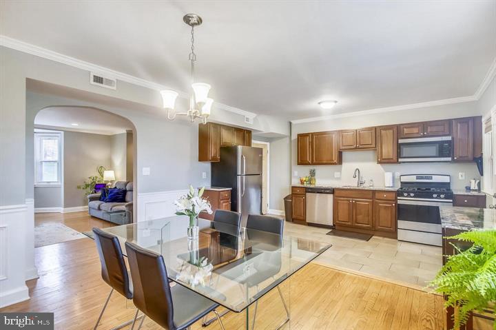 STONEWOOD-PENTWOOD-WINSTON - Residential