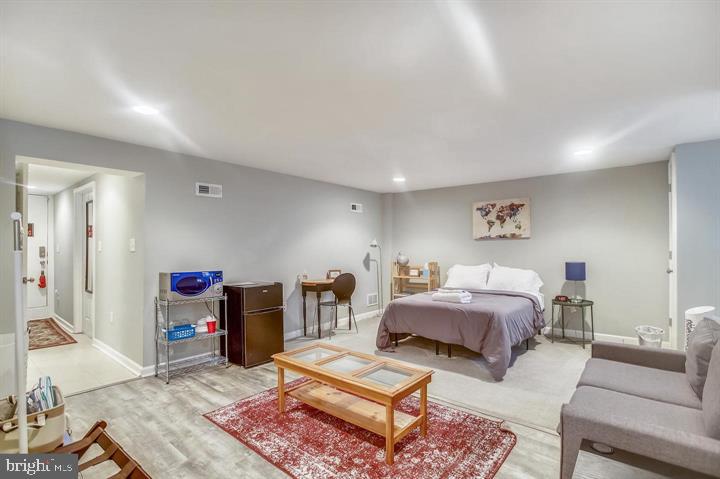 STONEWOOD-PENTWOOD-WINSTON - Residential