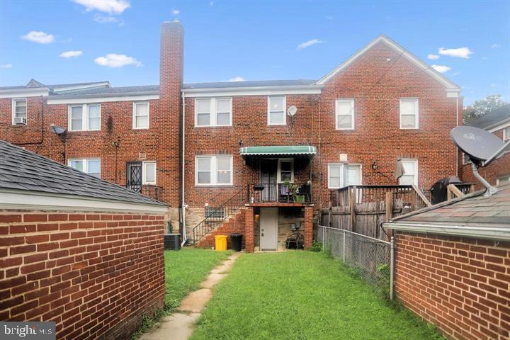 STONEWOOD-PENTWOOD-WINSTON - Residential