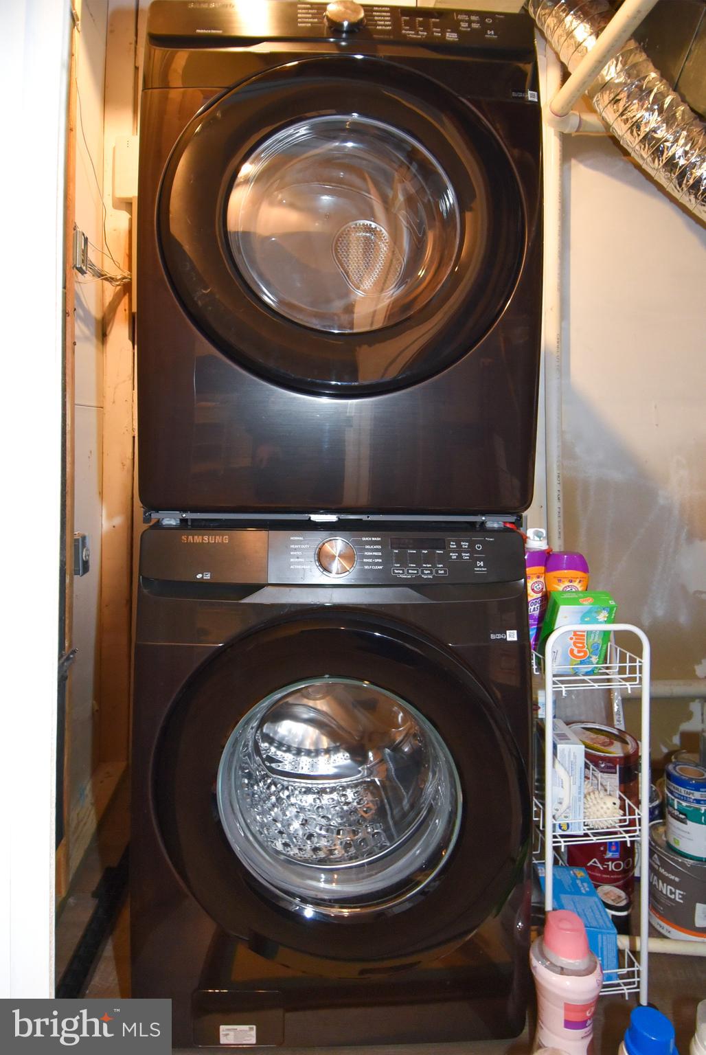 MADISON LANE - Residential Lease