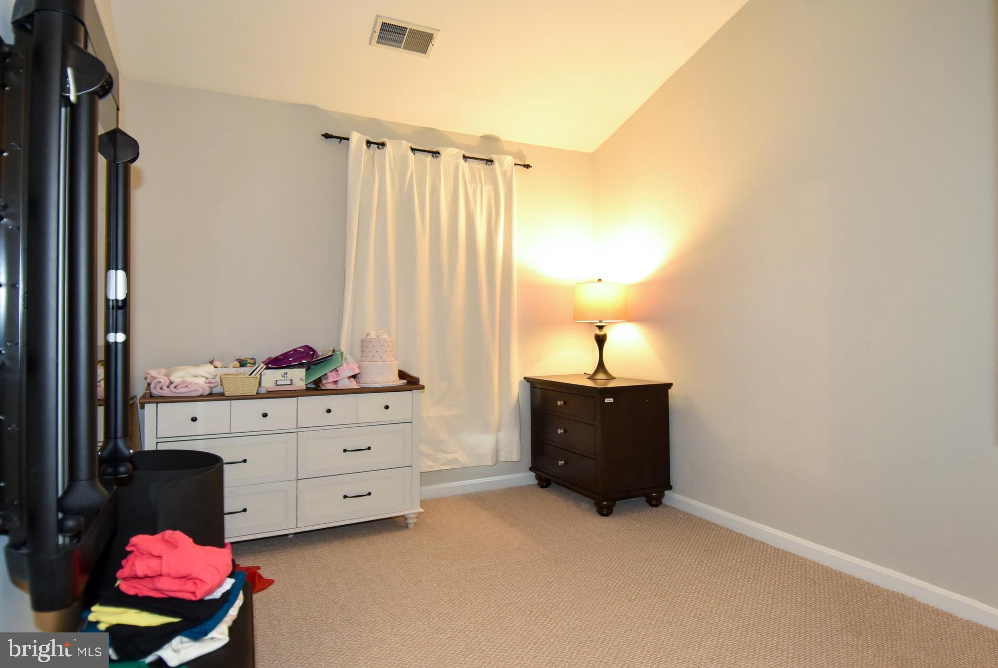 MADISON LANE - Residential Lease