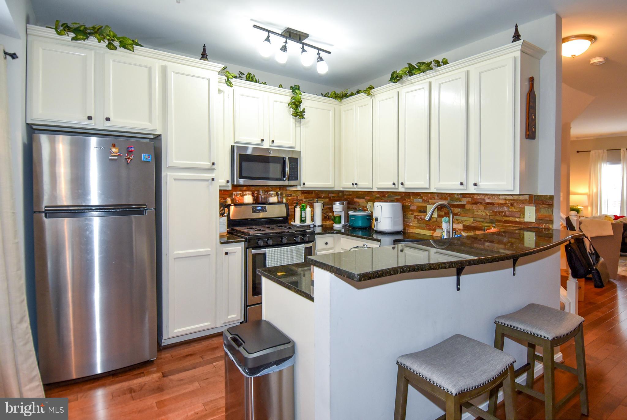 MADISON LANE - Residential Lease