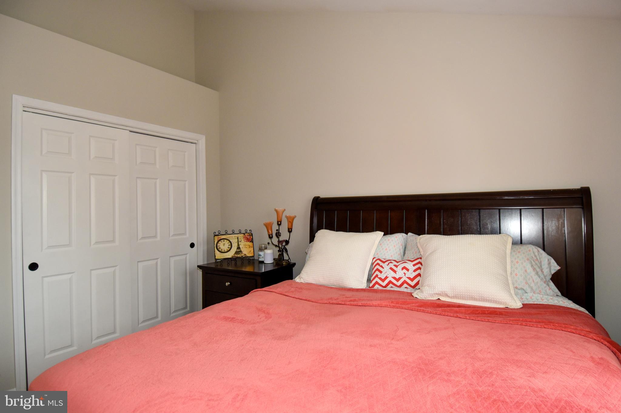 MADISON LANE - Residential Lease