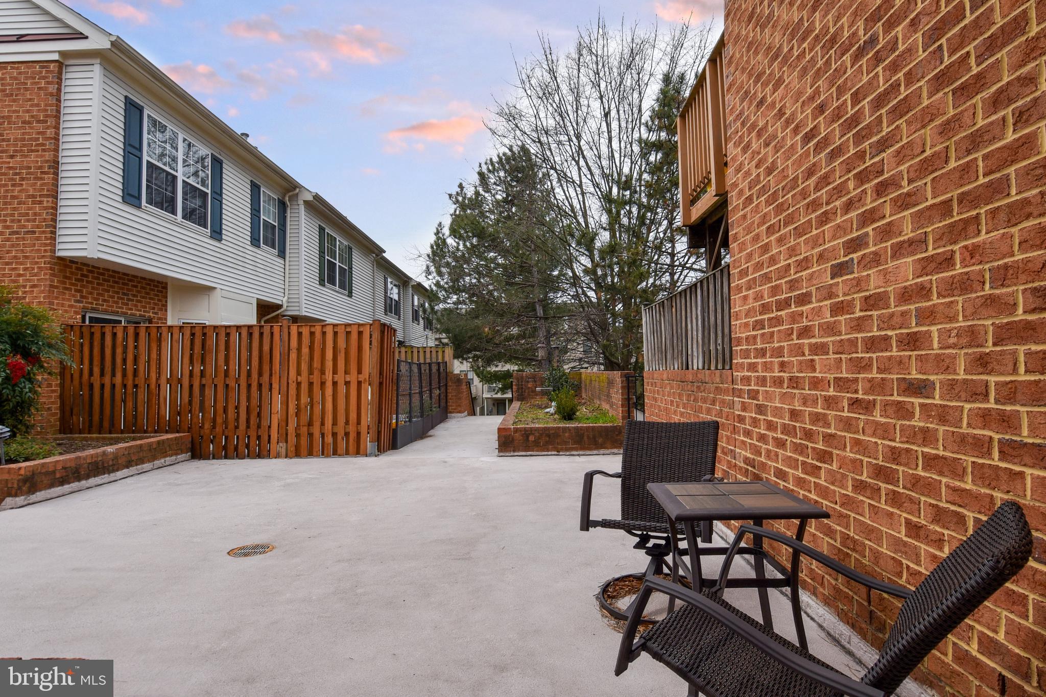 MADISON LANE - Residential Lease