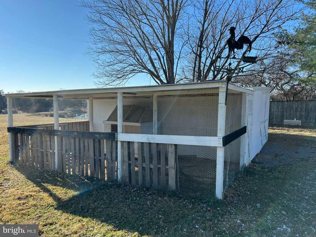 LONE OAK - Residential Lease