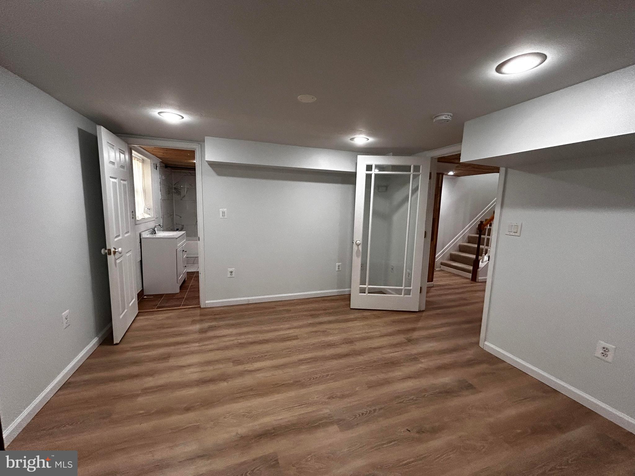 LONE OAK - Residential Lease