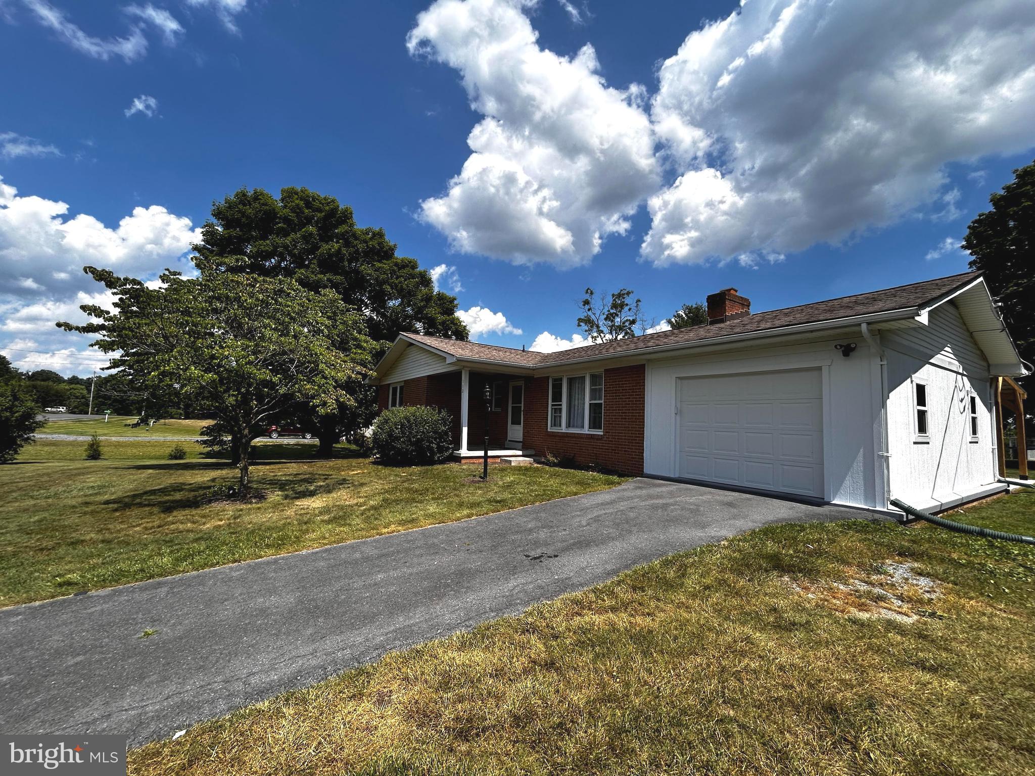 LONE OAK - Residential Lease