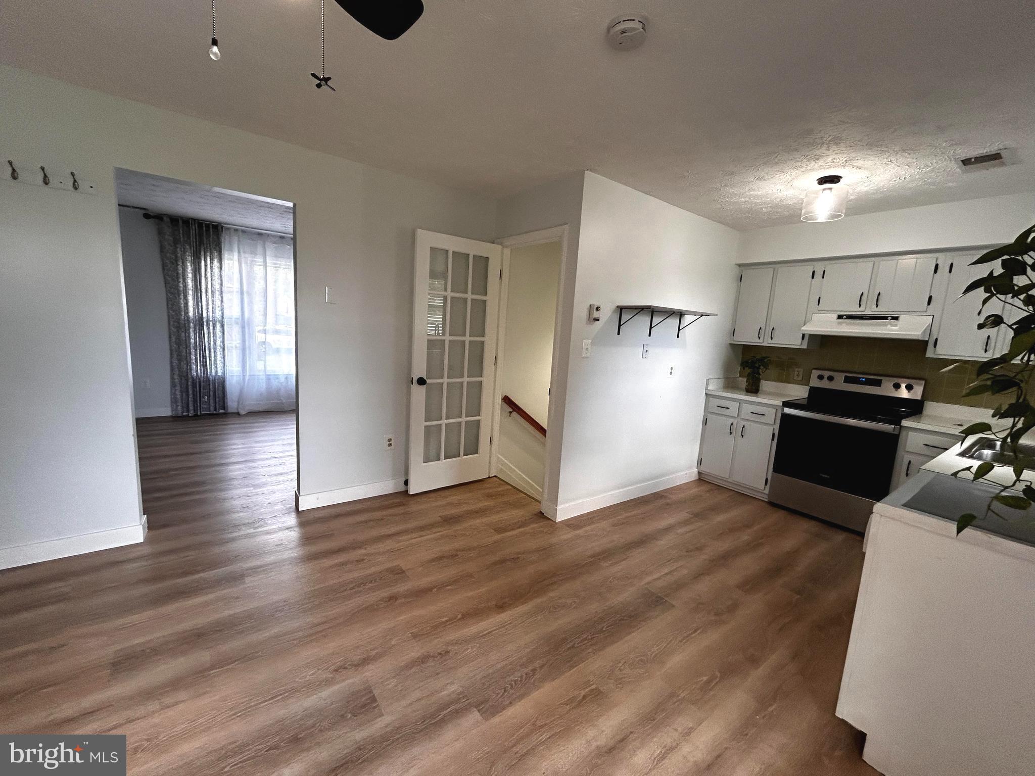 LONE OAK - Residential Lease