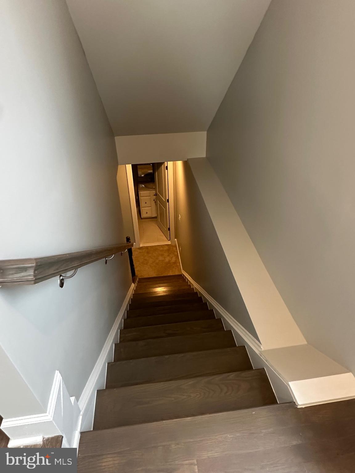 BRADLEY SQUARE - Residential Lease