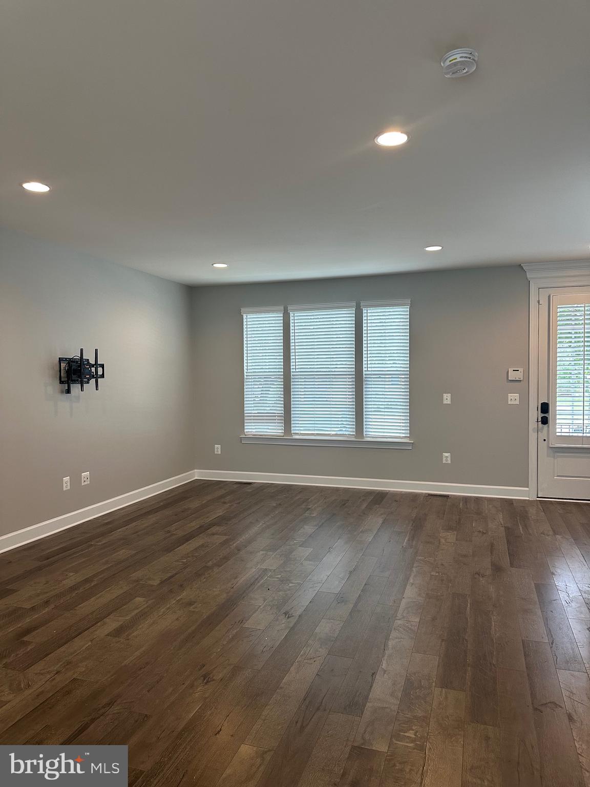 BRADLEY SQUARE - Residential Lease