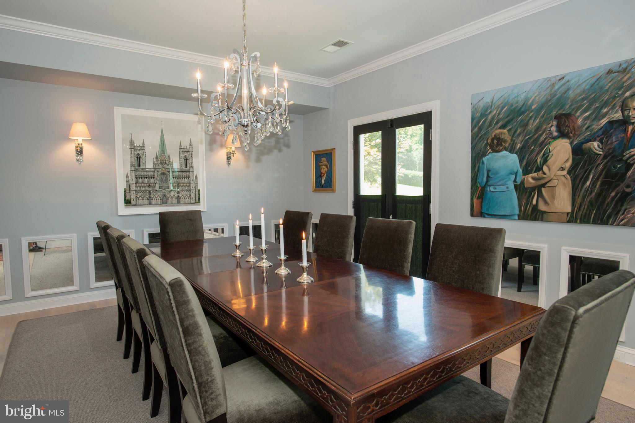 DEVON HILL - Residential