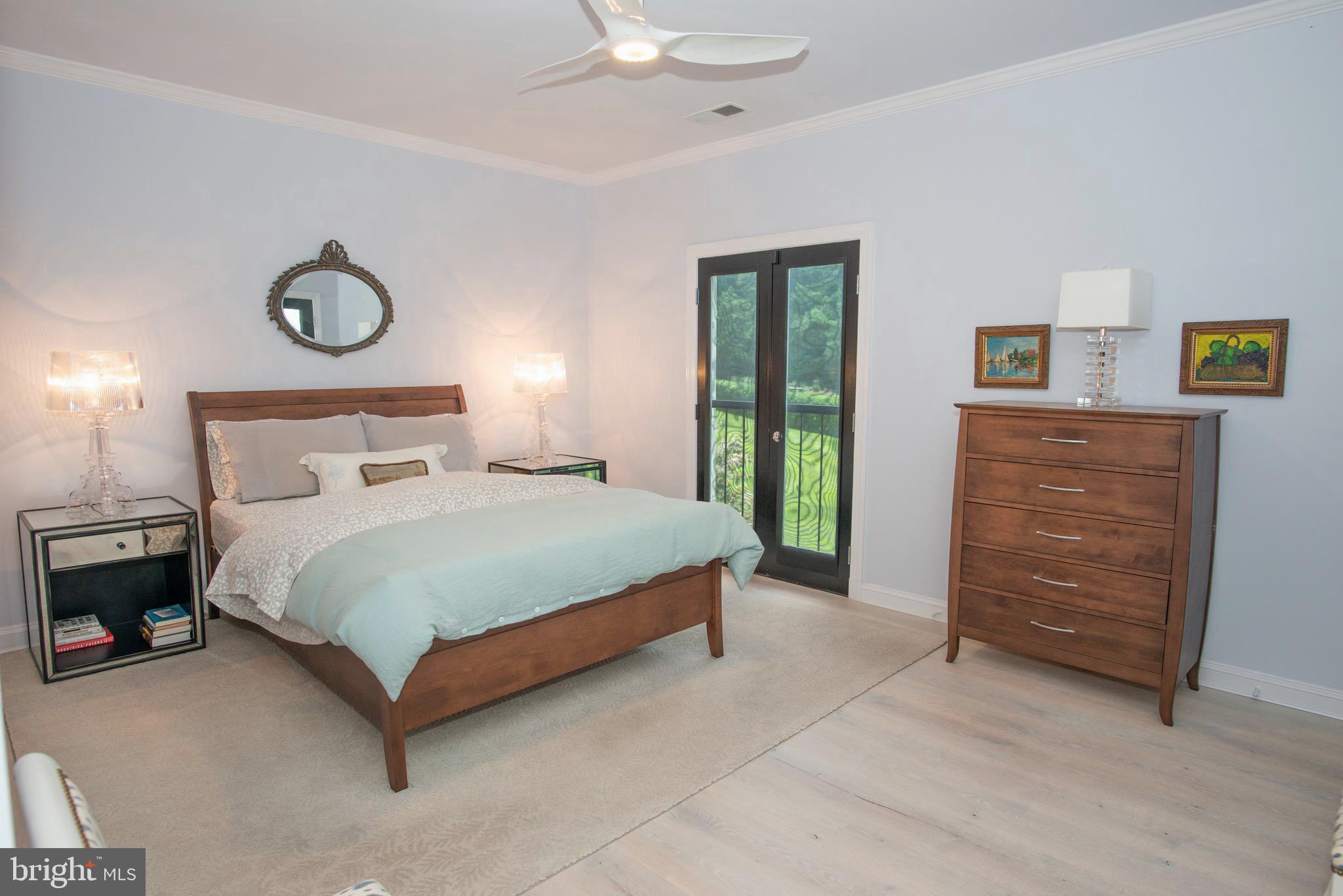 DEVON HILL - Residential