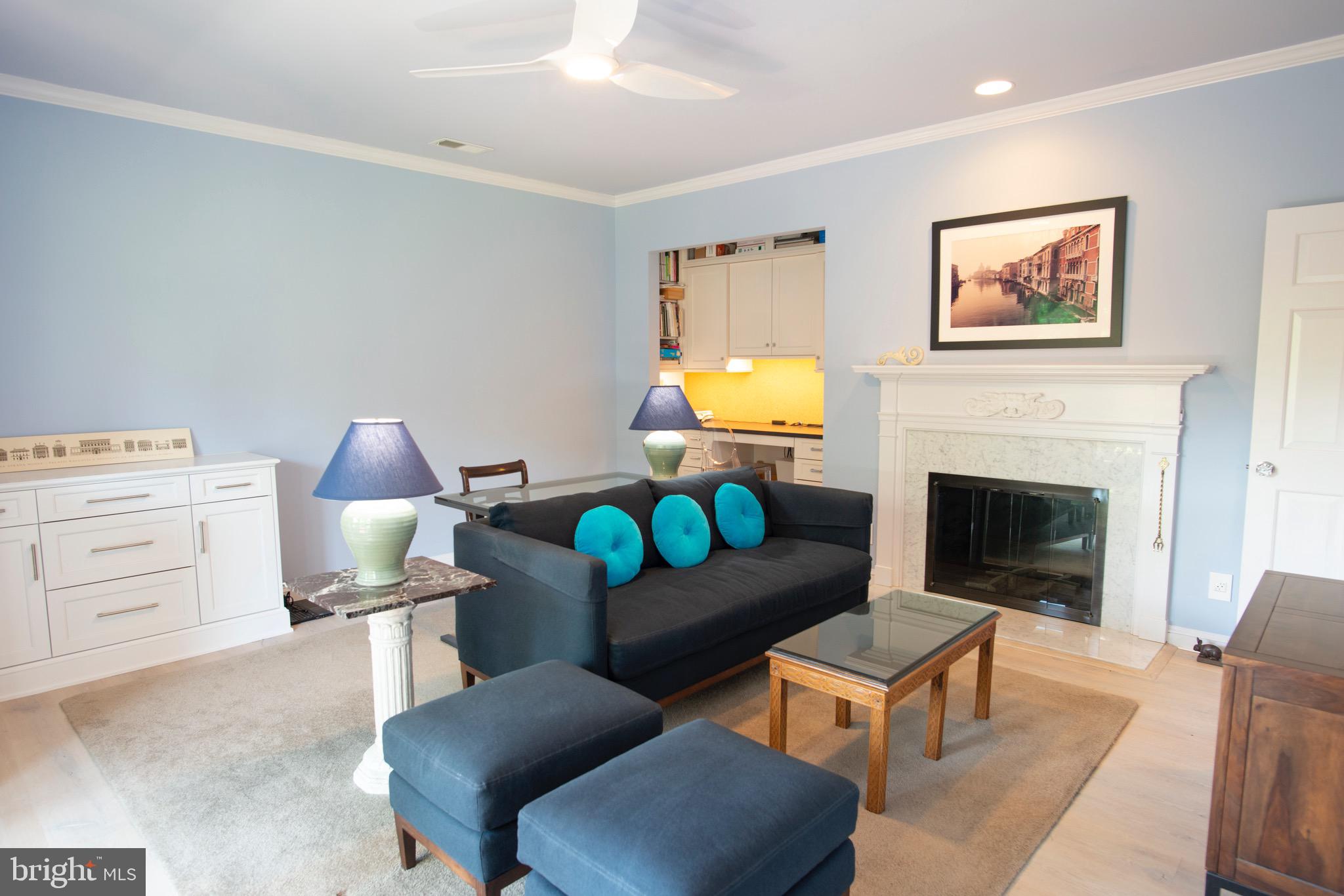 DEVON HILL - Residential