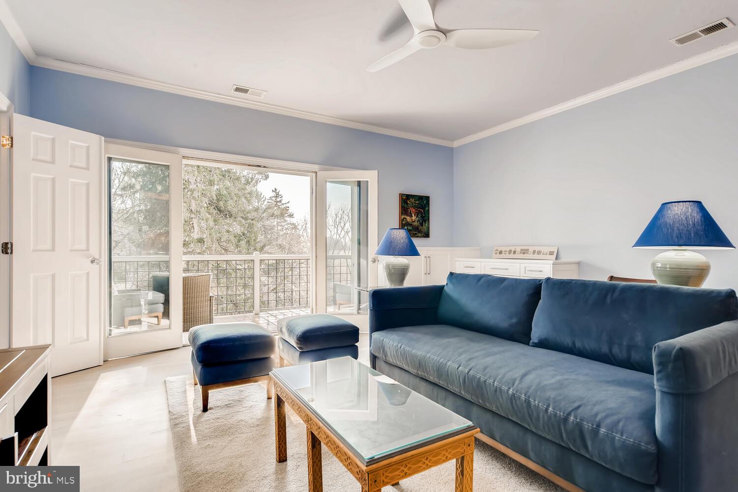 DEVON HILL - Residential