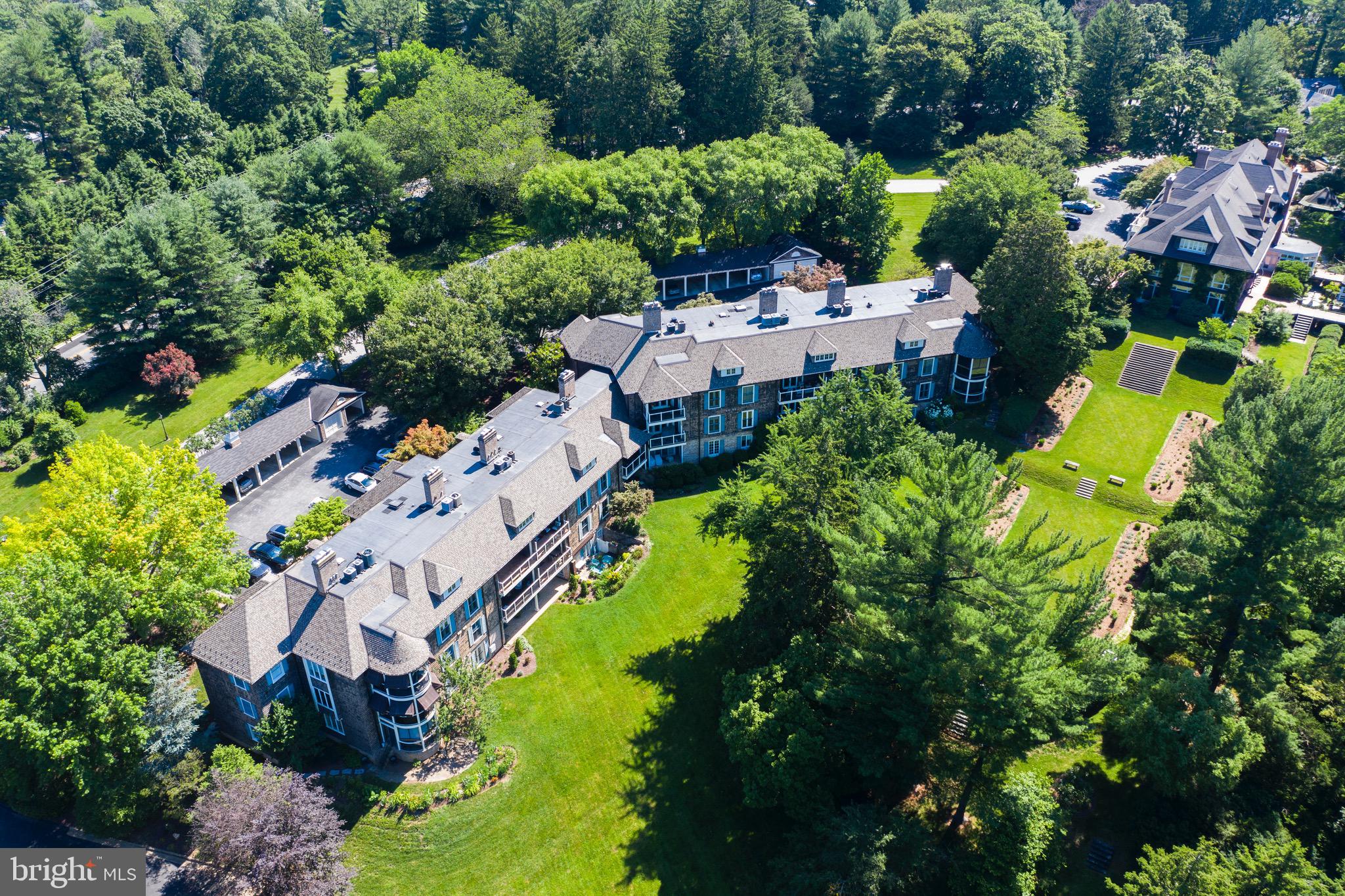 DEVON HILL - Residential