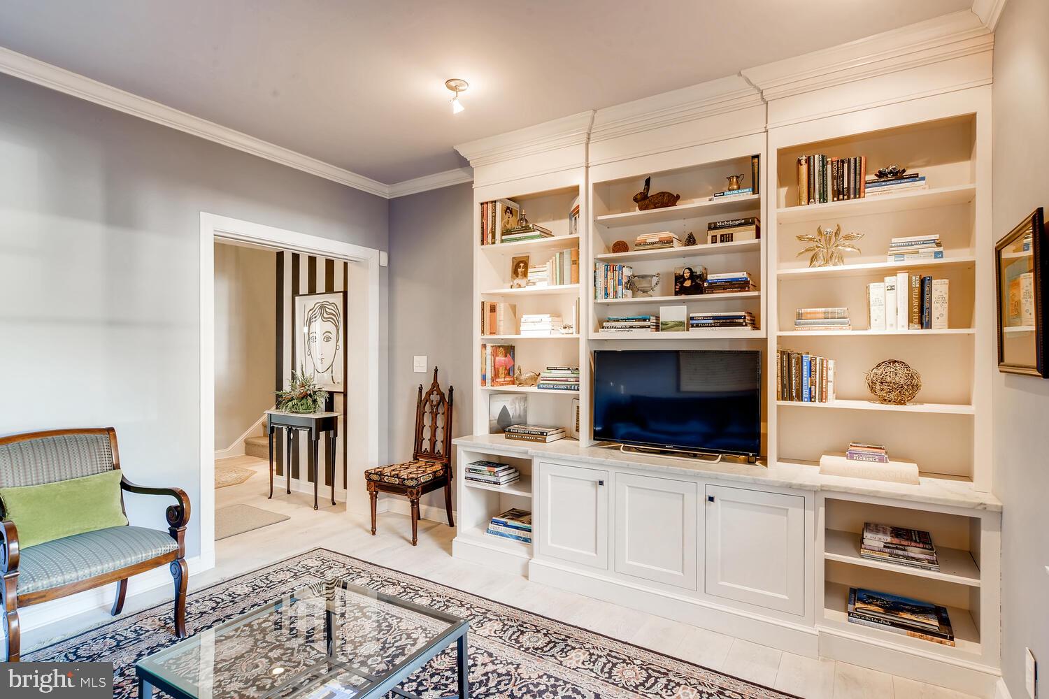 DEVON HILL - Residential