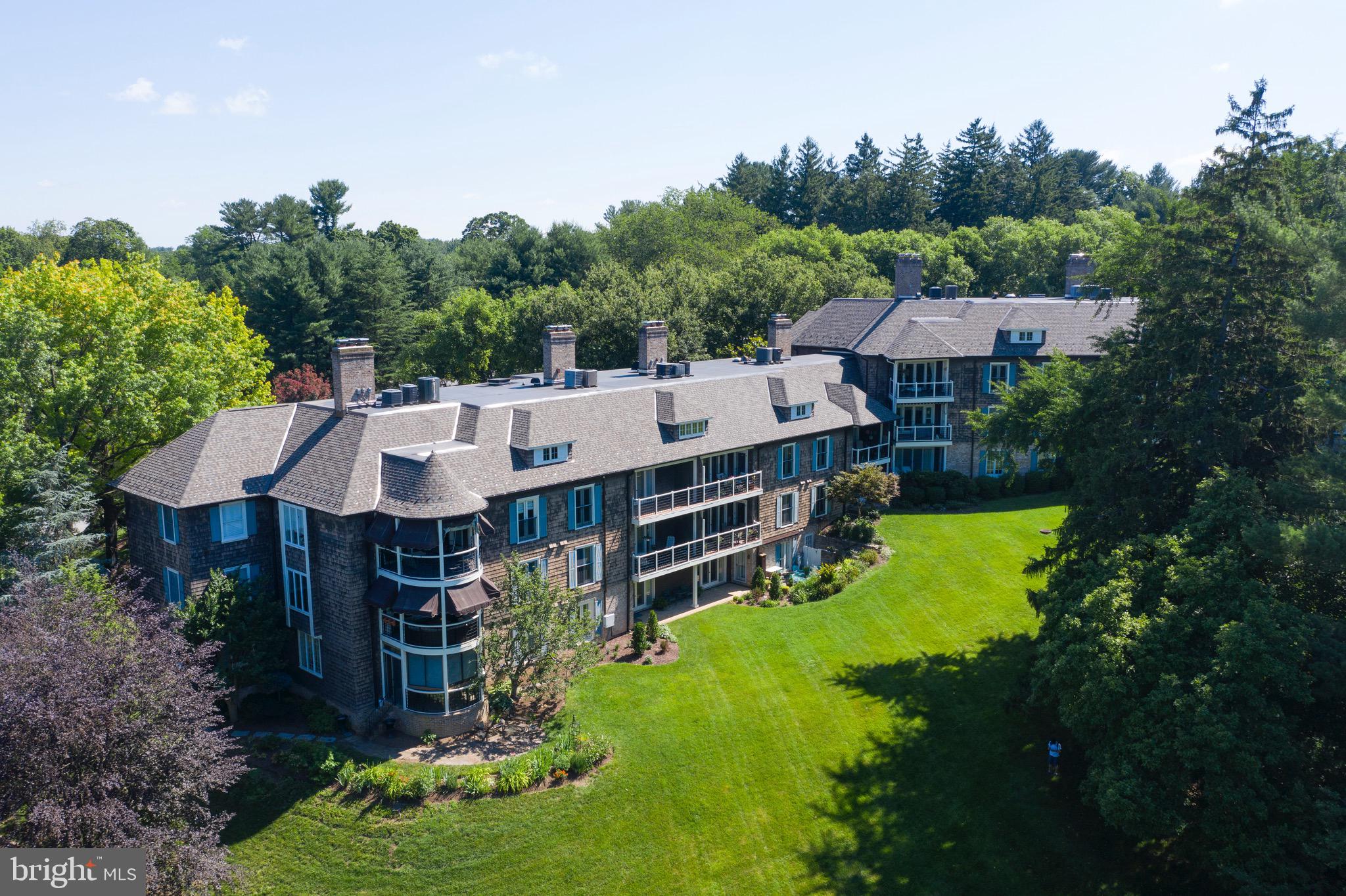 DEVON HILL - Residential