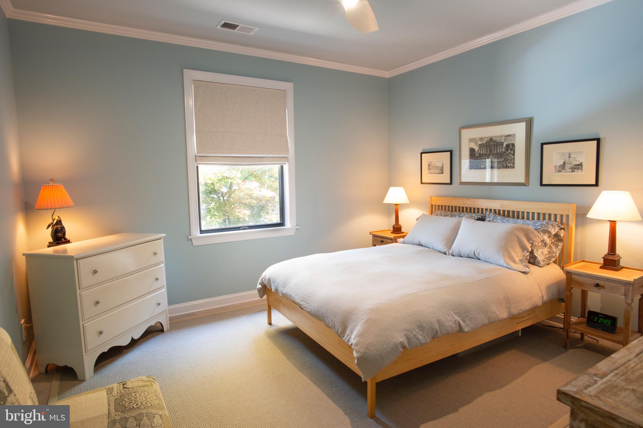 DEVON HILL - Residential