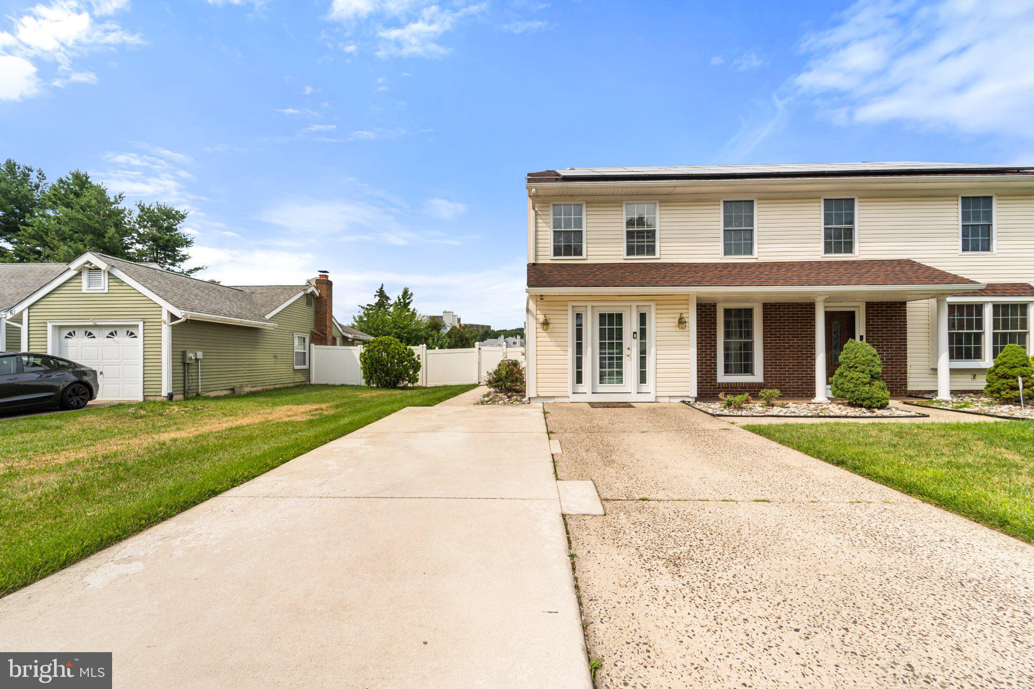 59 DUNHILL DRIVE