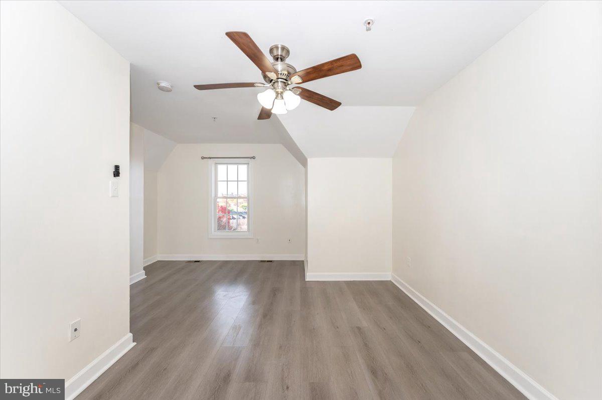 HIDDEN CREEK - Residential