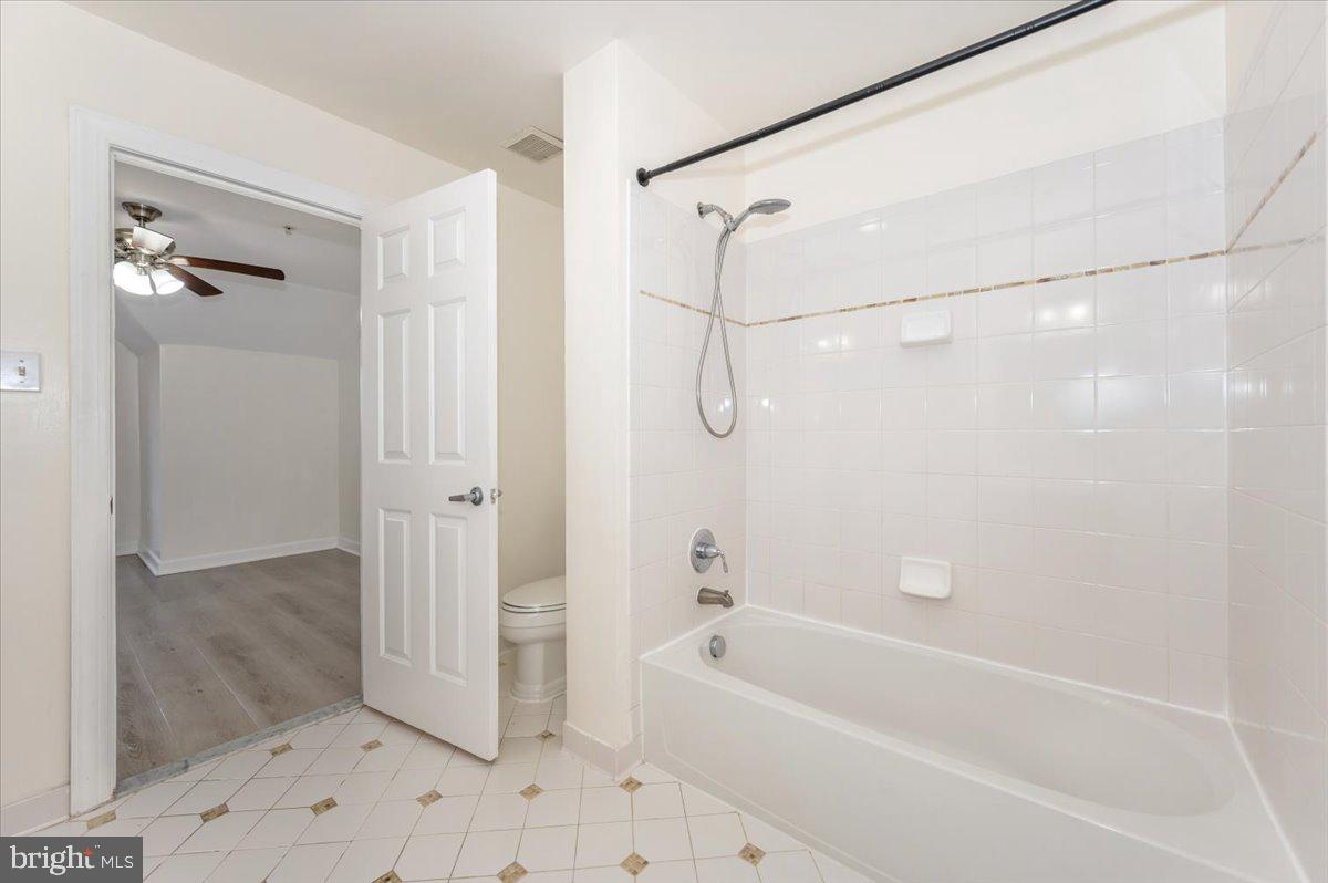 HIDDEN CREEK - Residential