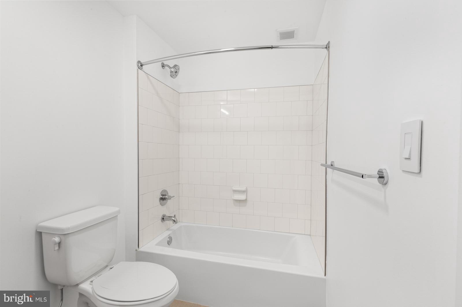 SPRING GARDEN - Residential Lease