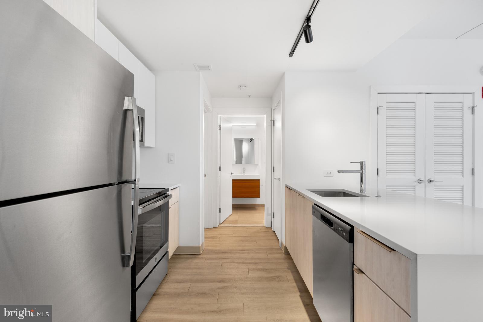 SPRING GARDEN - Residential Lease