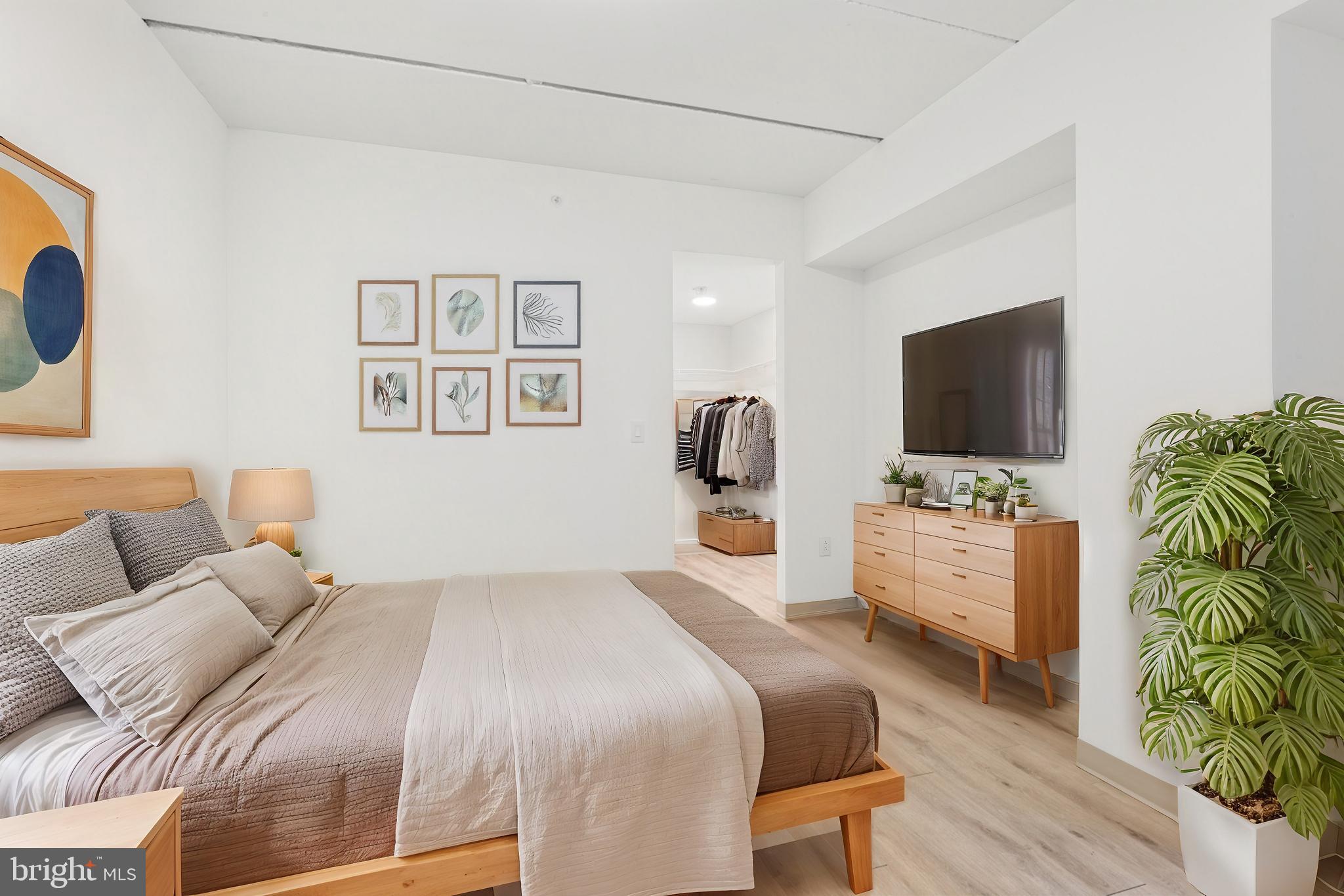 SPRING GARDEN - Residential Lease