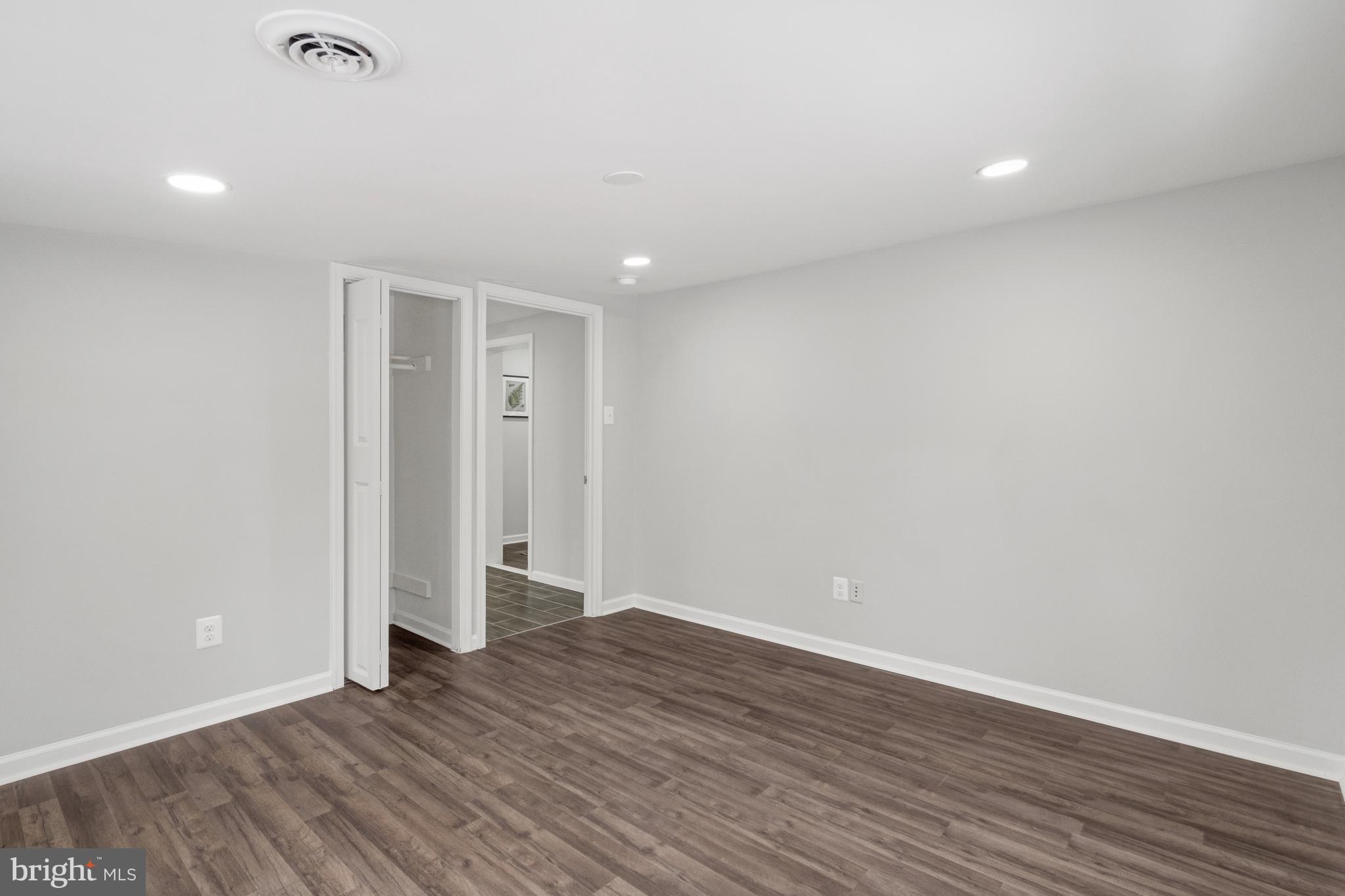 BUNKER HILL - Residential