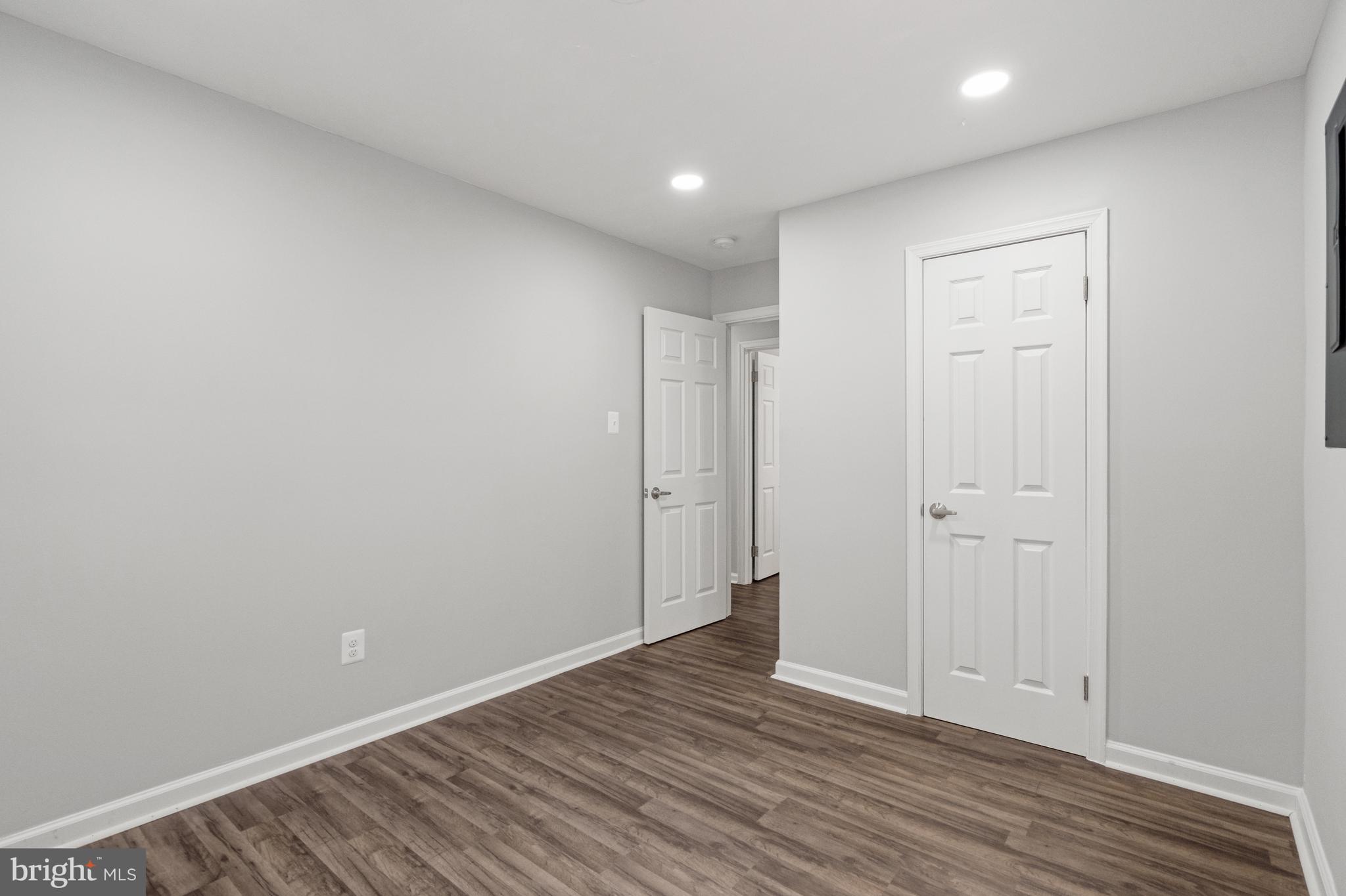 BUNKER HILL - Residential