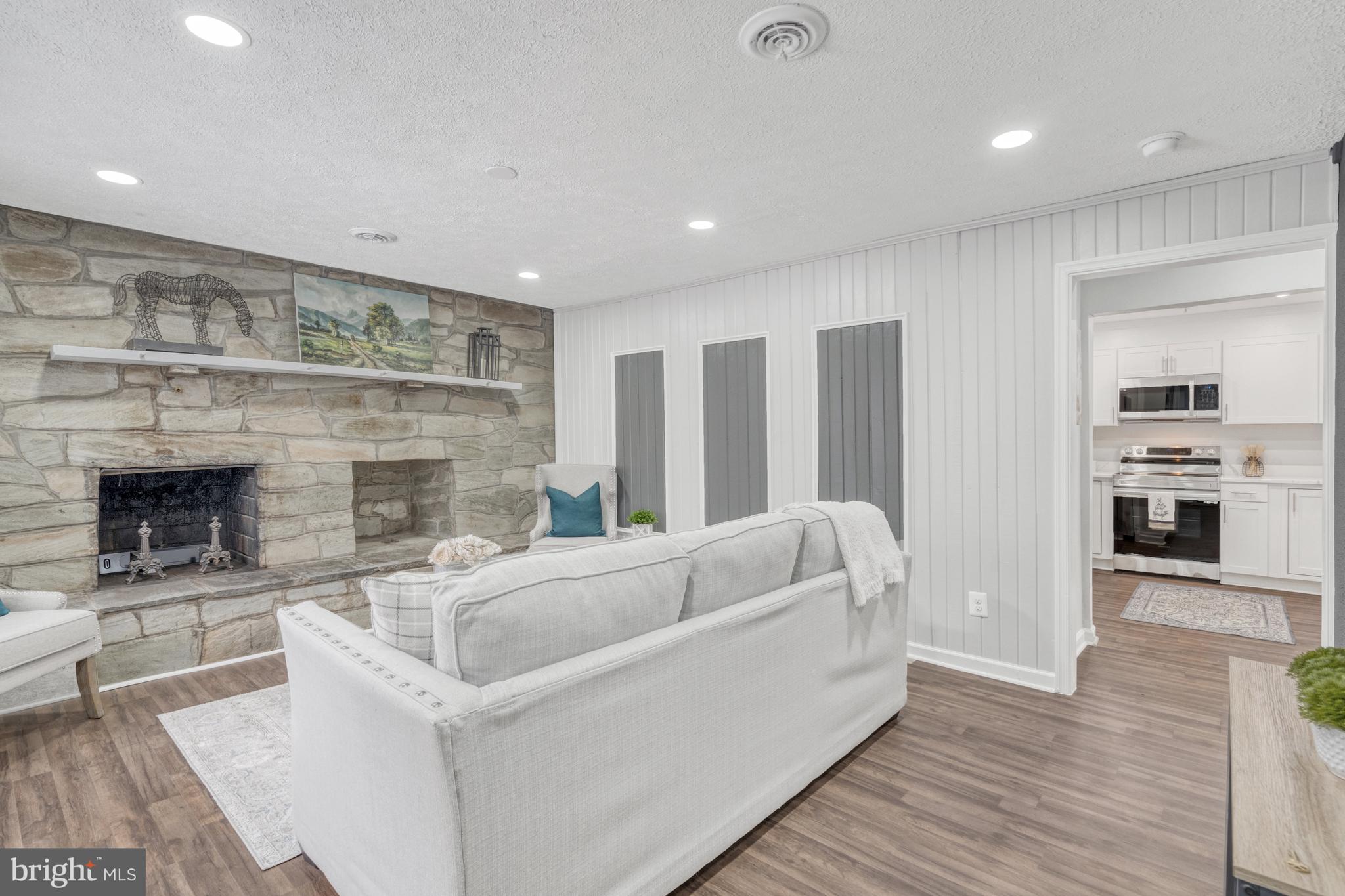 BUNKER HILL - Residential