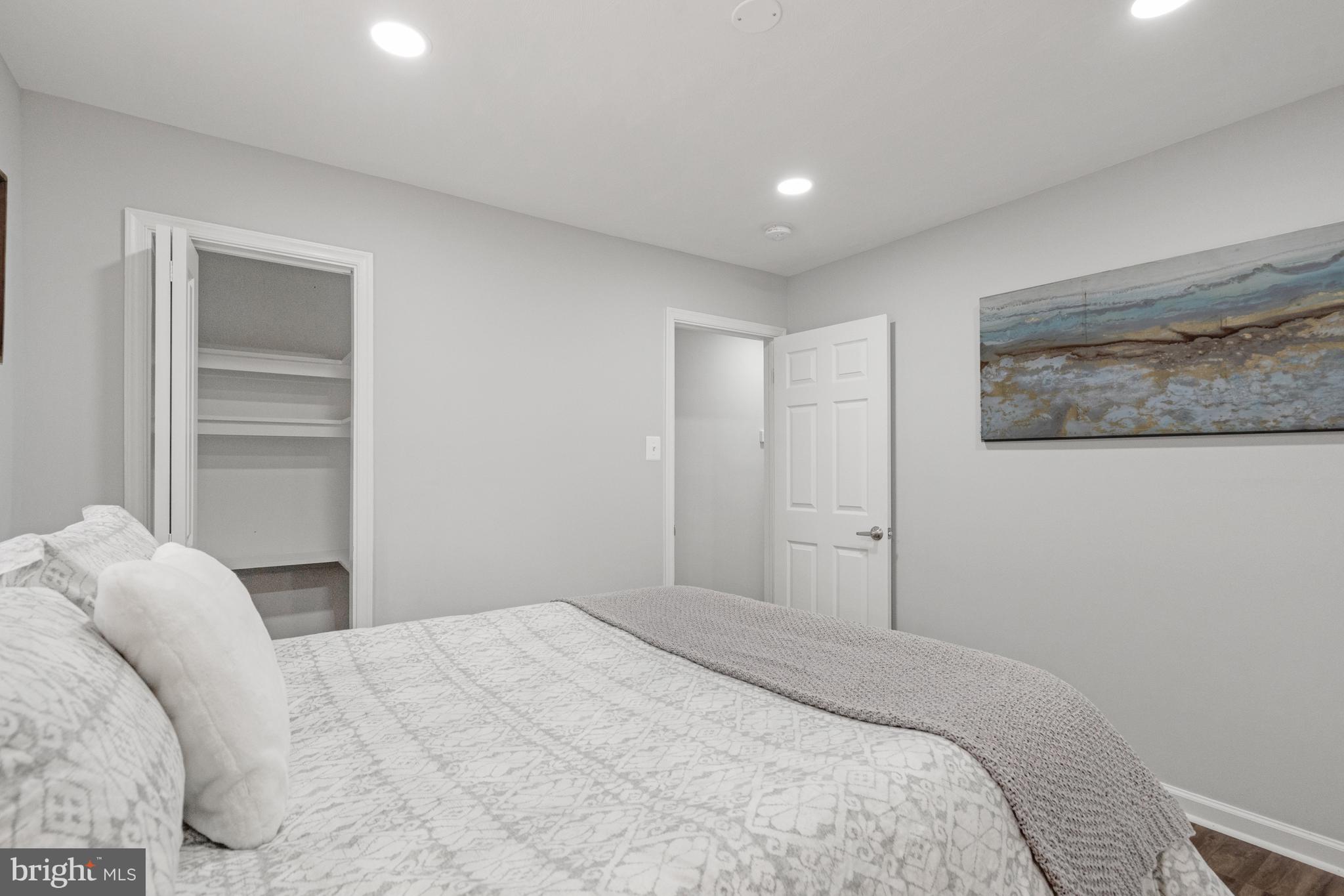 BUNKER HILL - Residential