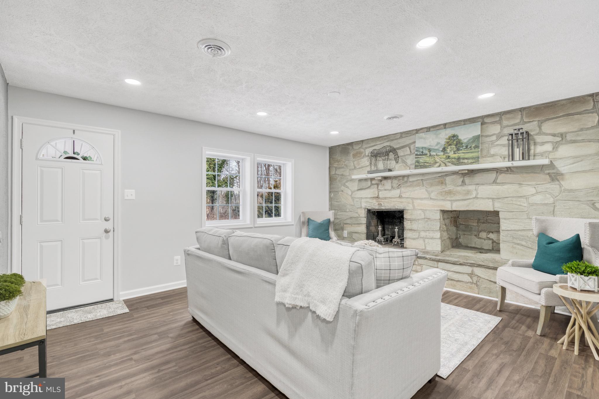 BUNKER HILL - Residential