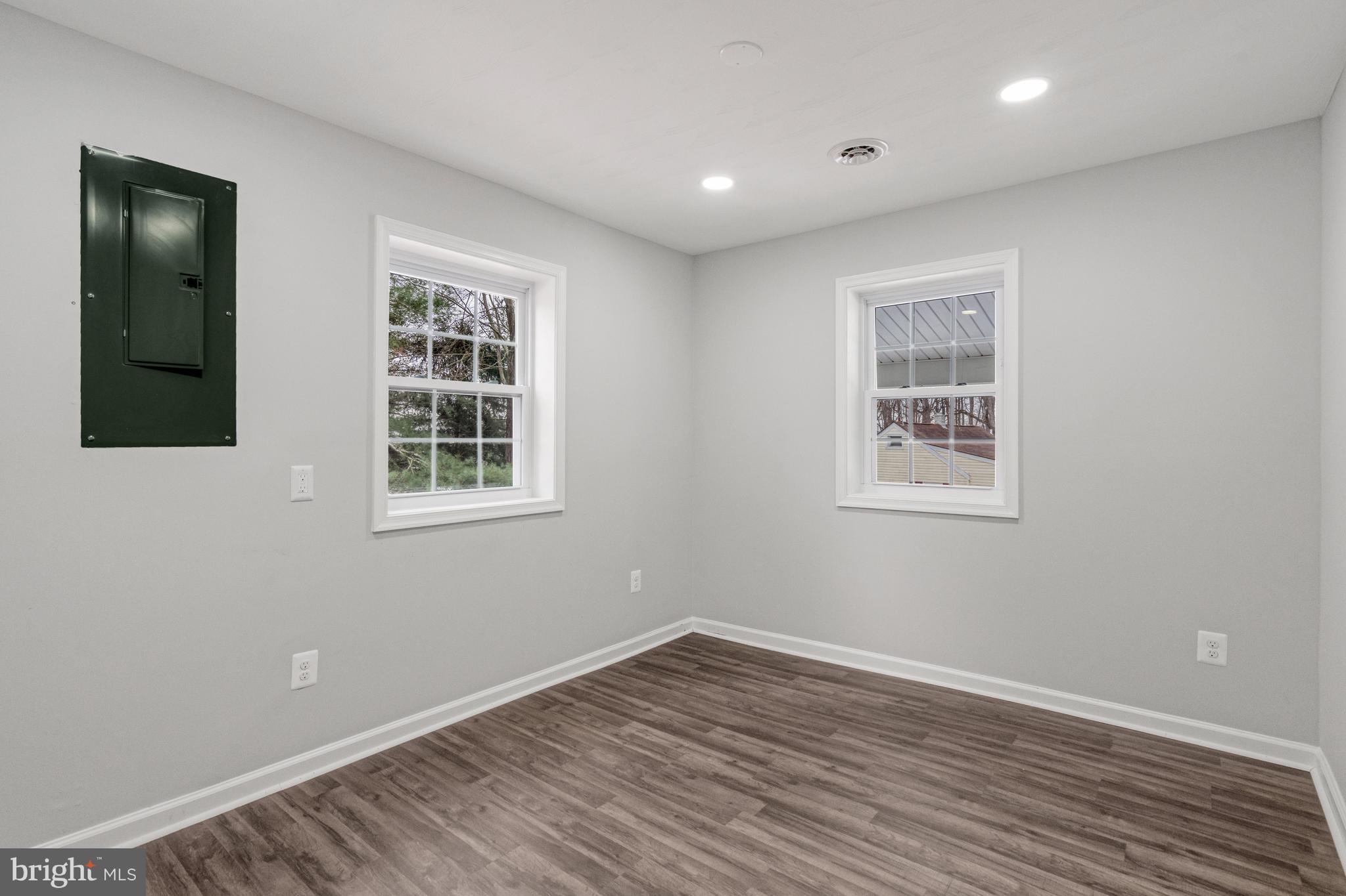 BUNKER HILL - Residential