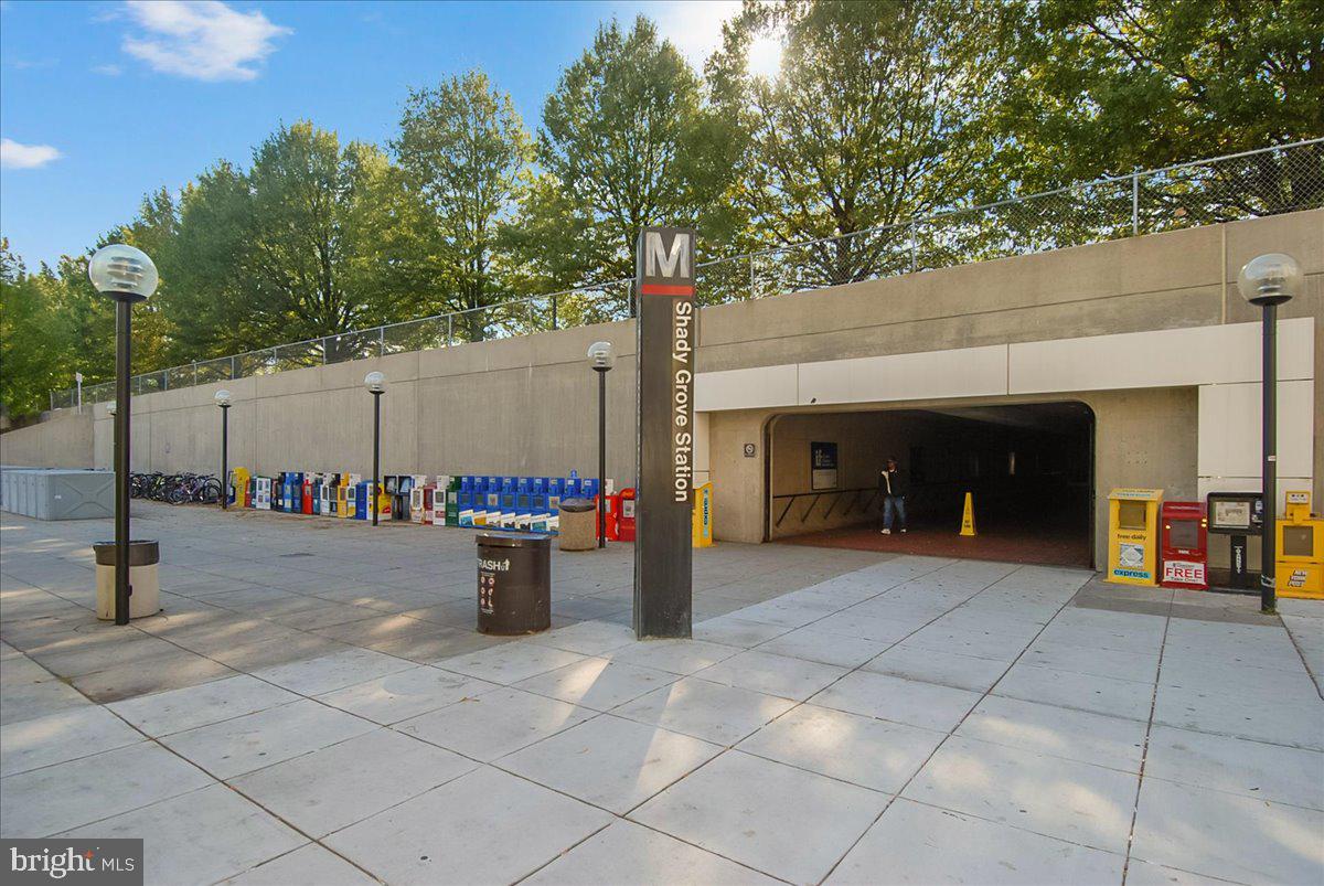 PARKSIDE ESTATES - Residential