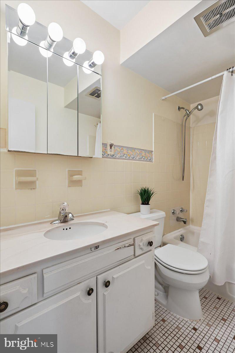 PARKSIDE ESTATES - Residential