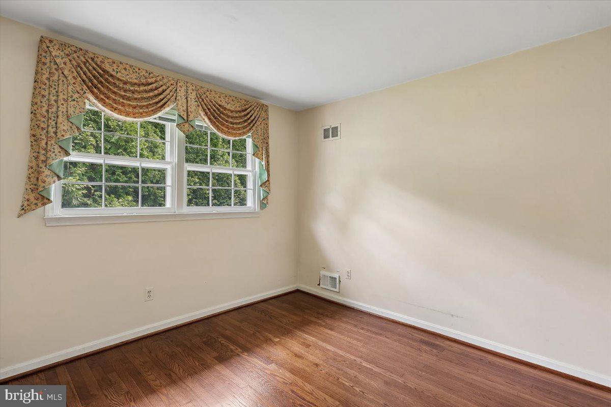 PARKSIDE ESTATES - Residential