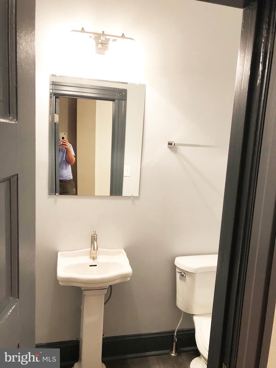 FELLS POINT HISTORIC DISTRICT - Commercial Lease