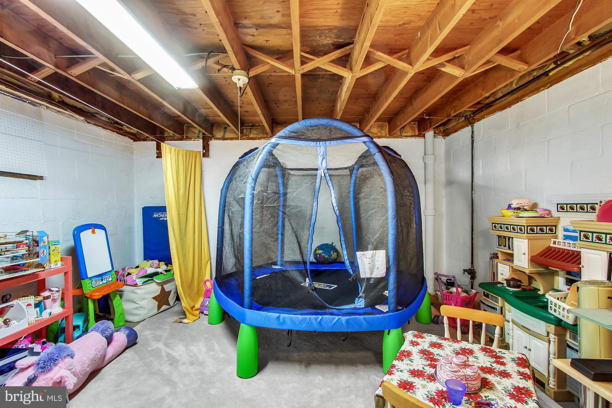 HAINES ACRES - Residential