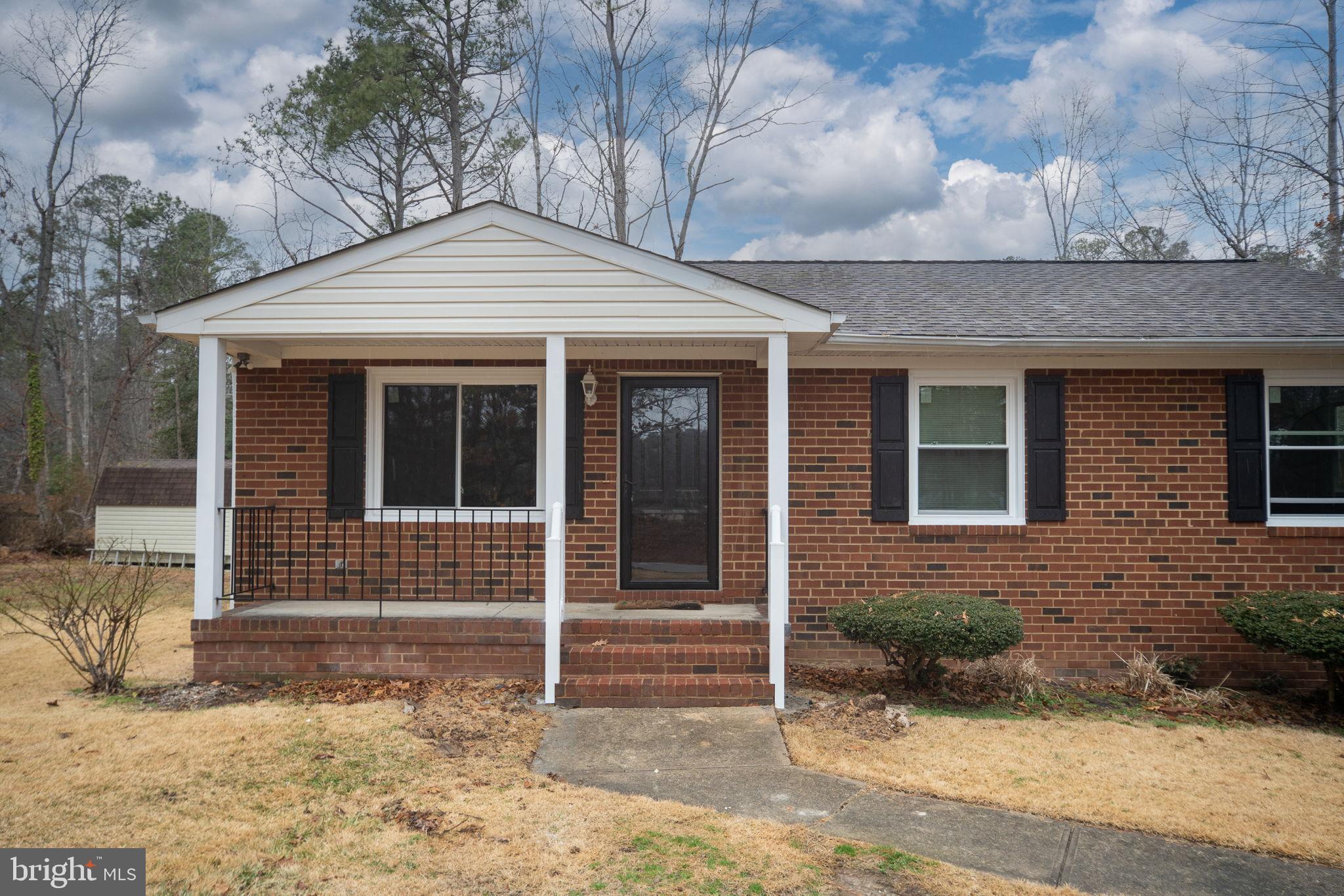 LAKE CAROLINE - Residential