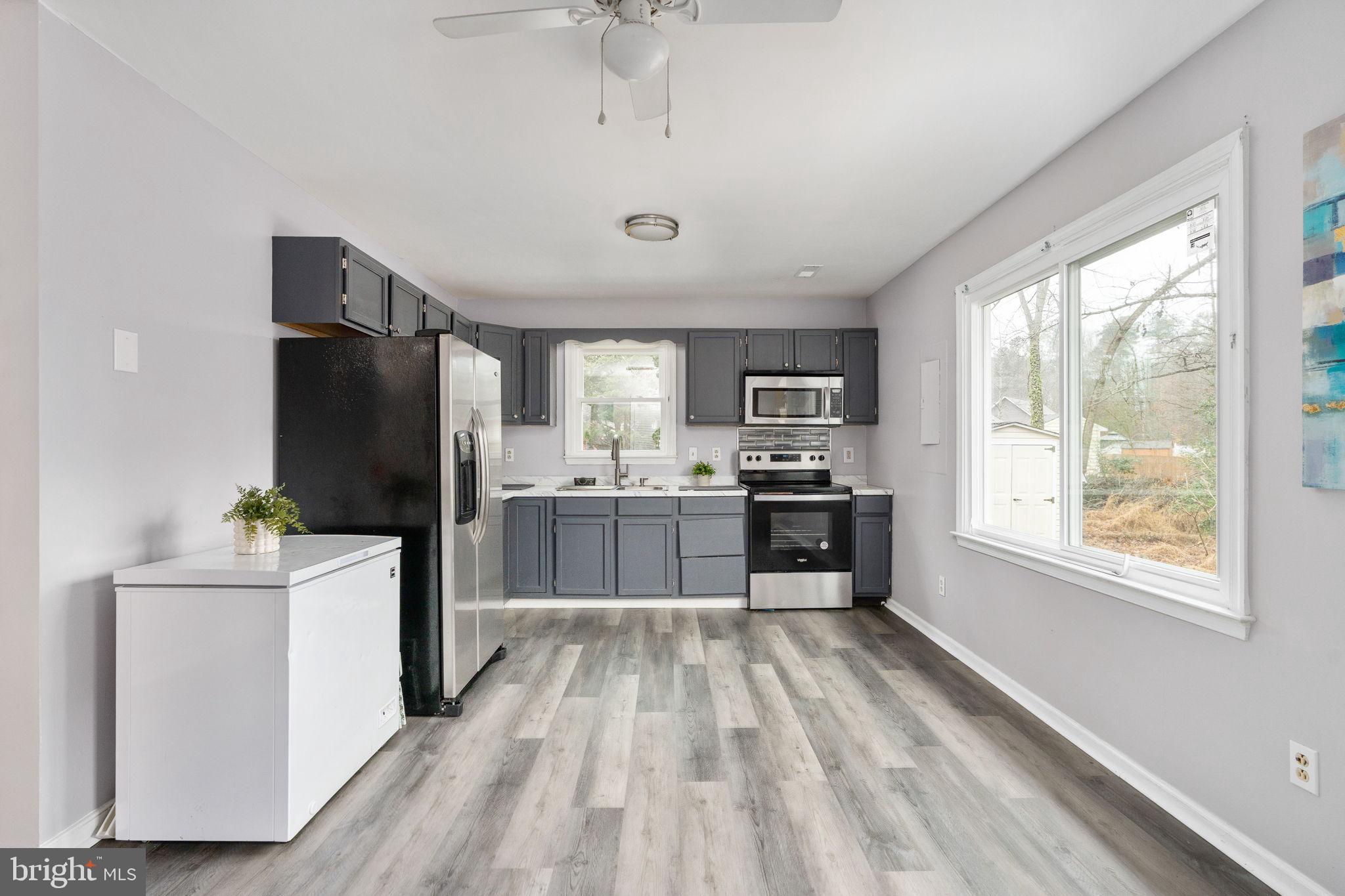 LAKE CAROLINE - Residential