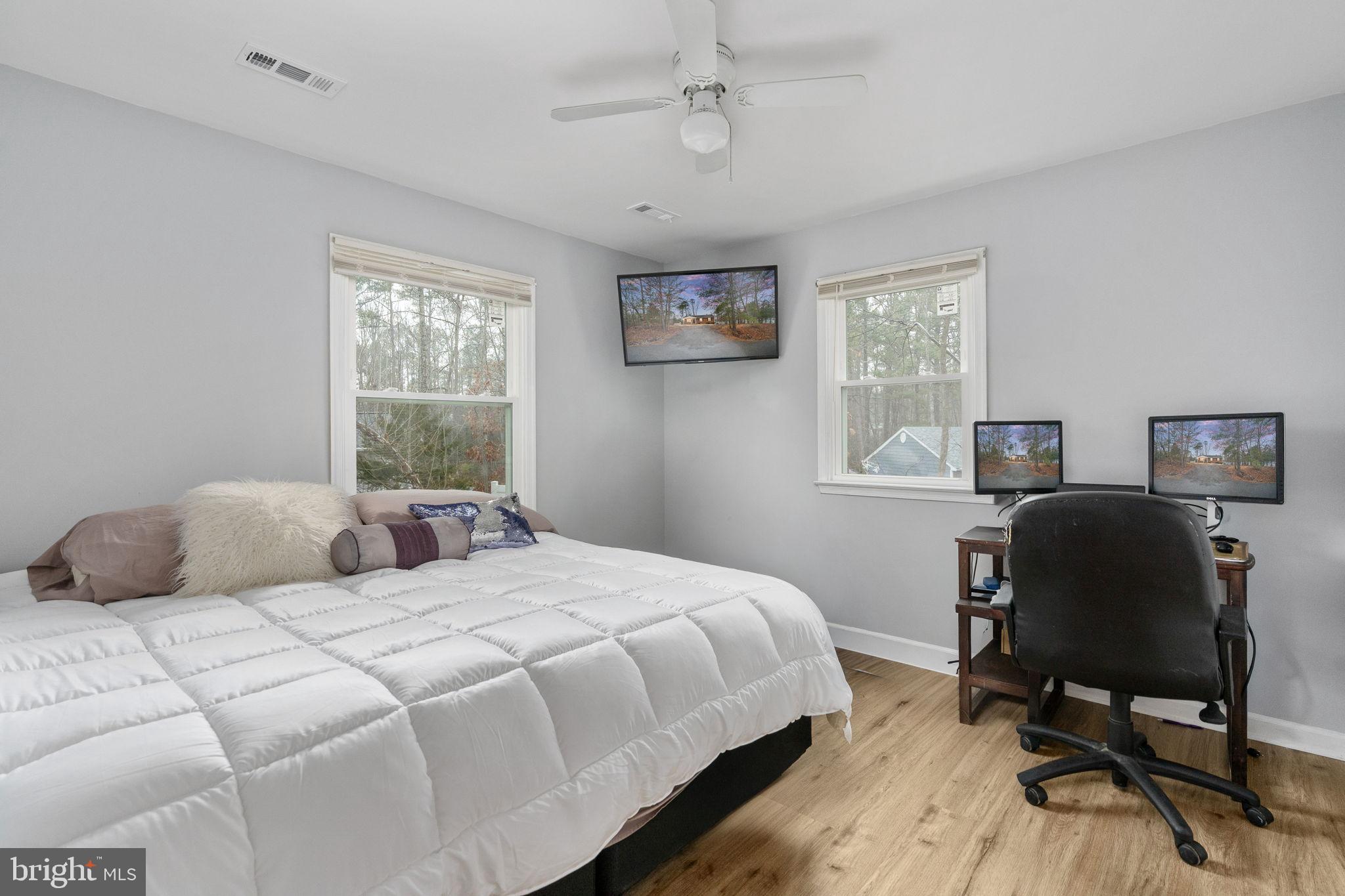 LAKE CAROLINE - Residential