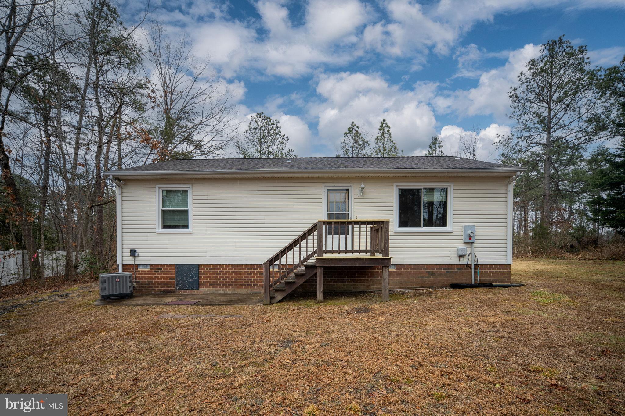 LAKE CAROLINE - Residential