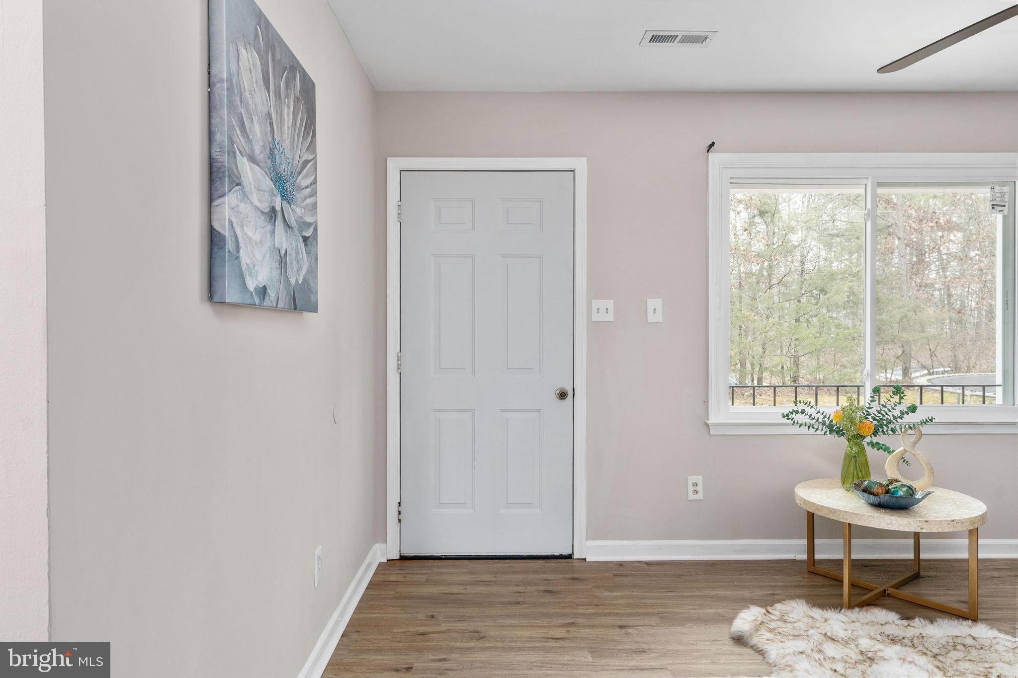 LAKE CAROLINE - Residential