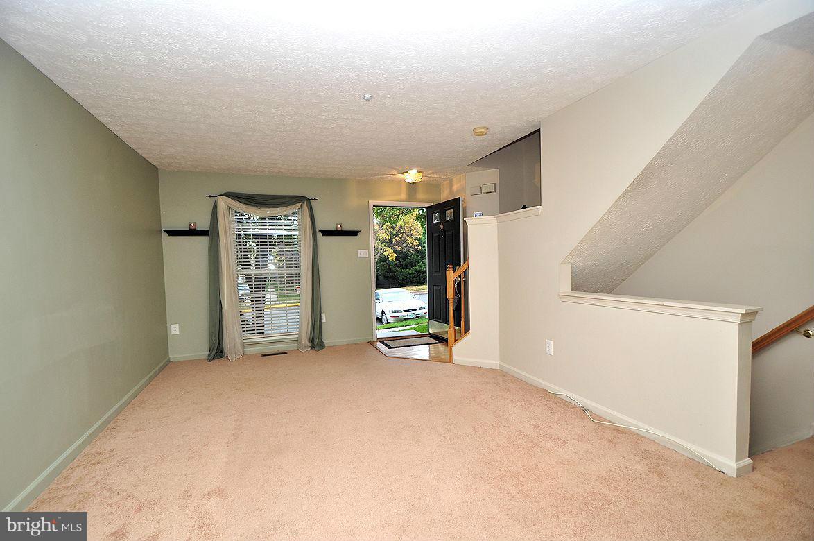 VILLAGE OF PAINTERS MILL - Residential Lease