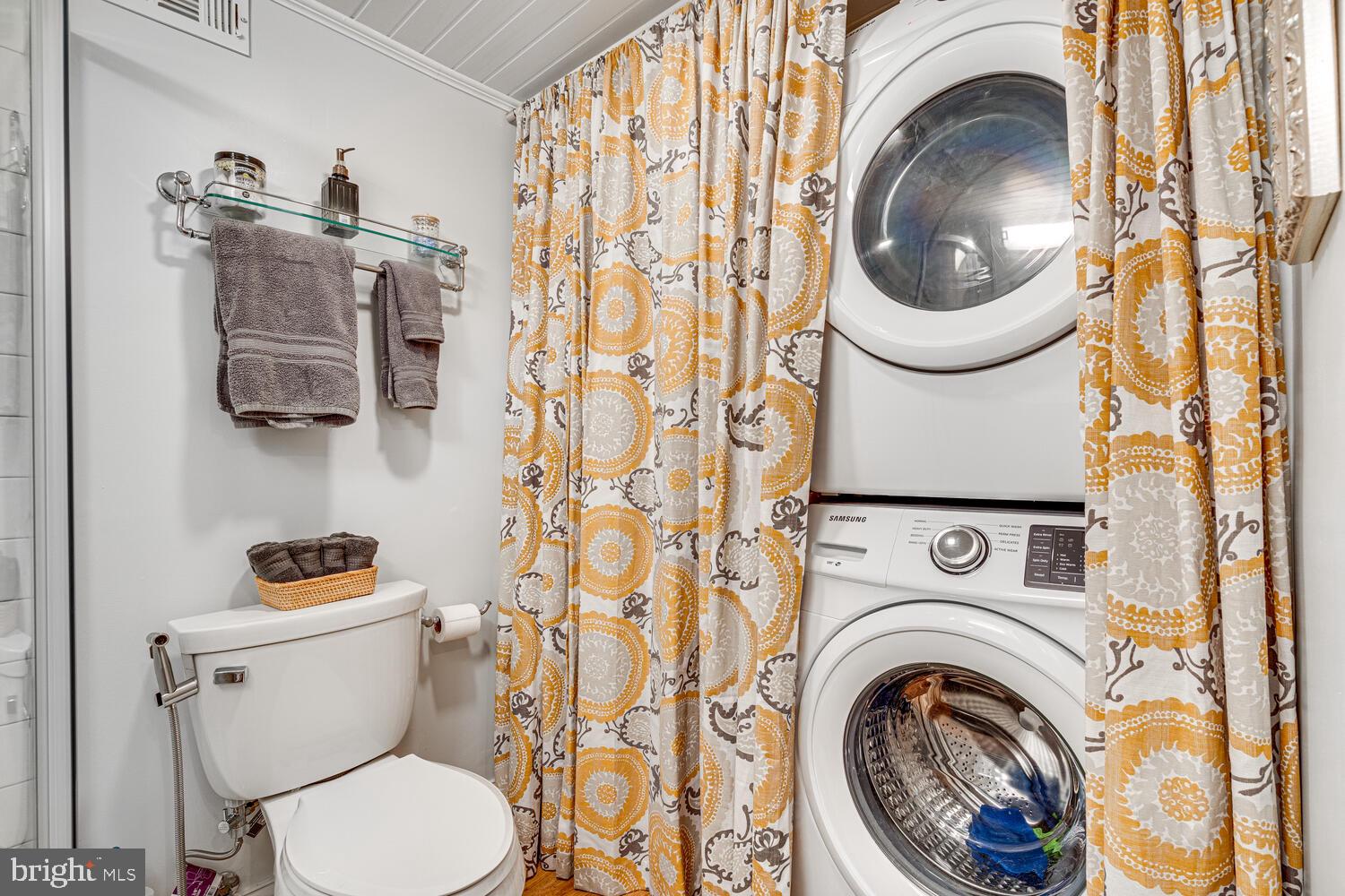 FAIRLINGTON GLEN - Residential