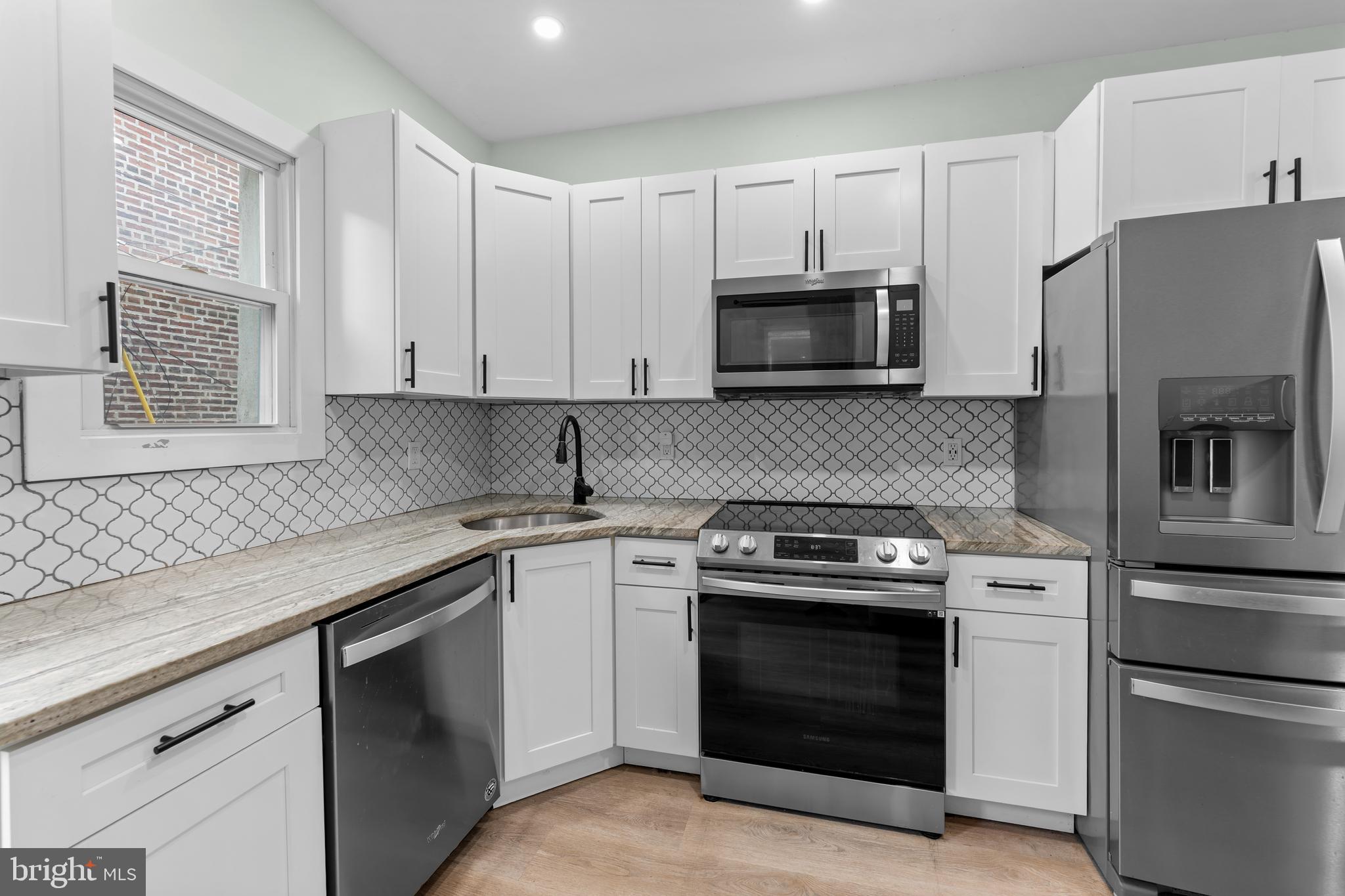 POINT BREEZE - Residential