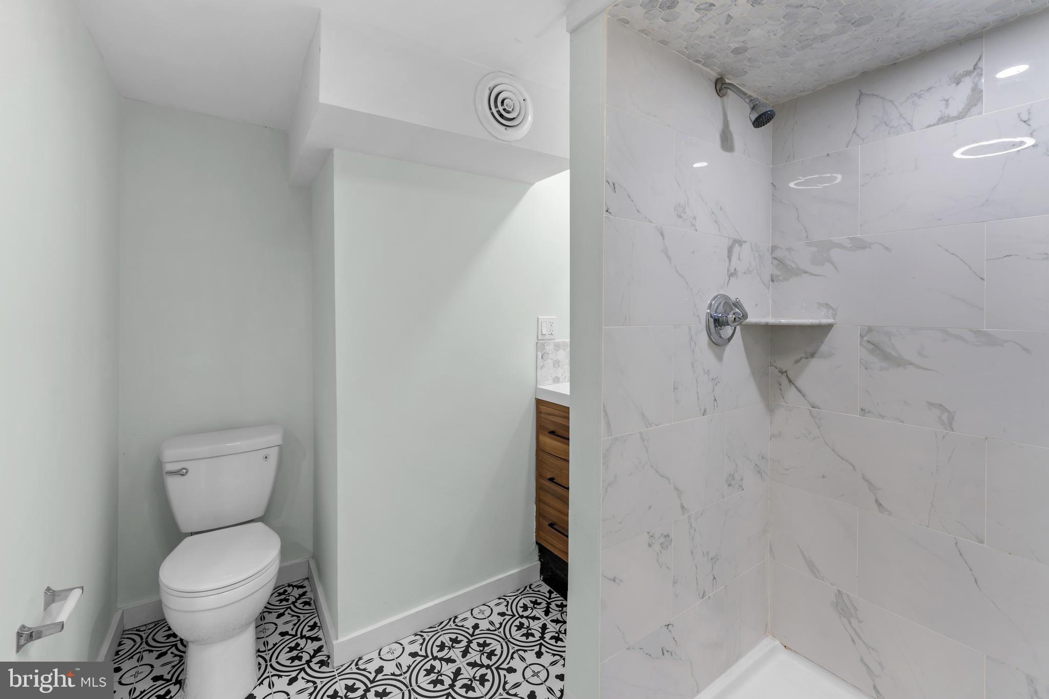 POINT BREEZE - Residential